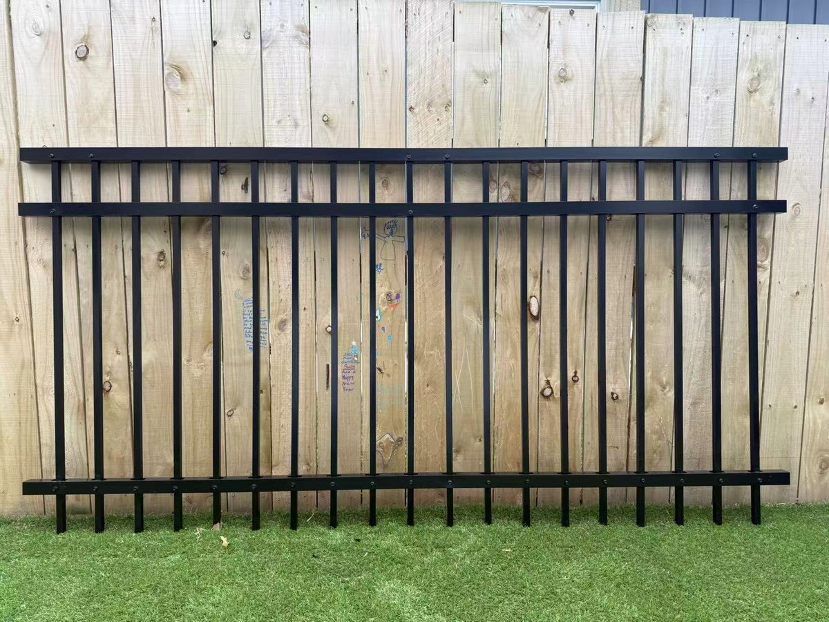 Aluminium Adjustable Flat Top Fence